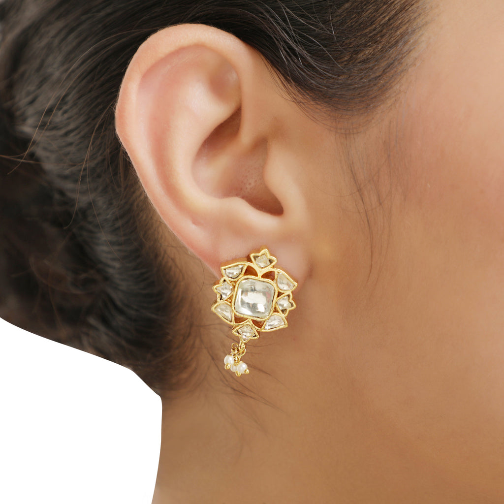 SANKRANTI KUNDAN PENDANT SET