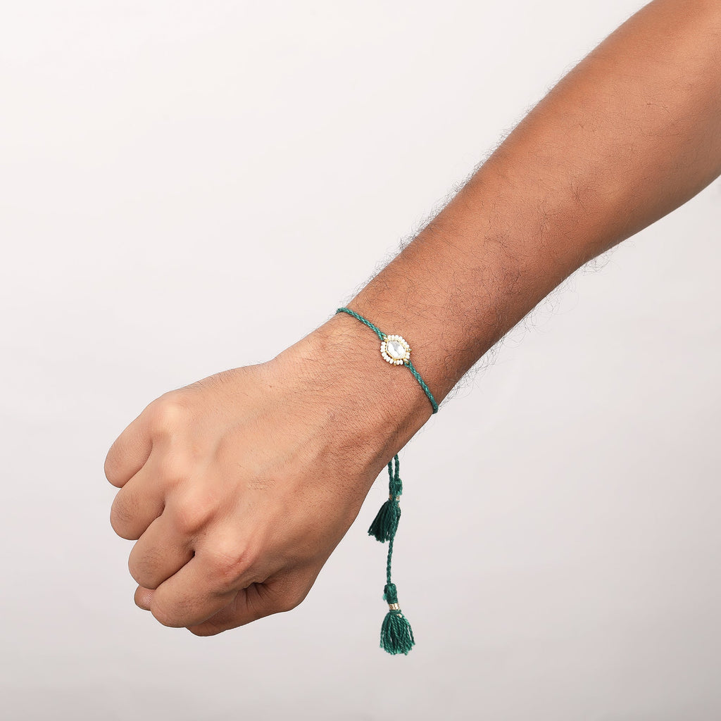 Niru RAKHI