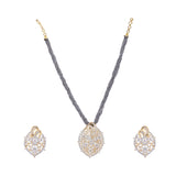 Ujjwal Keerthy Pendant Set