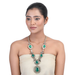 Shriya LONG NECKLACE
