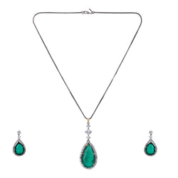 22k Gold Plated Amolya Vrinda Pendant Set