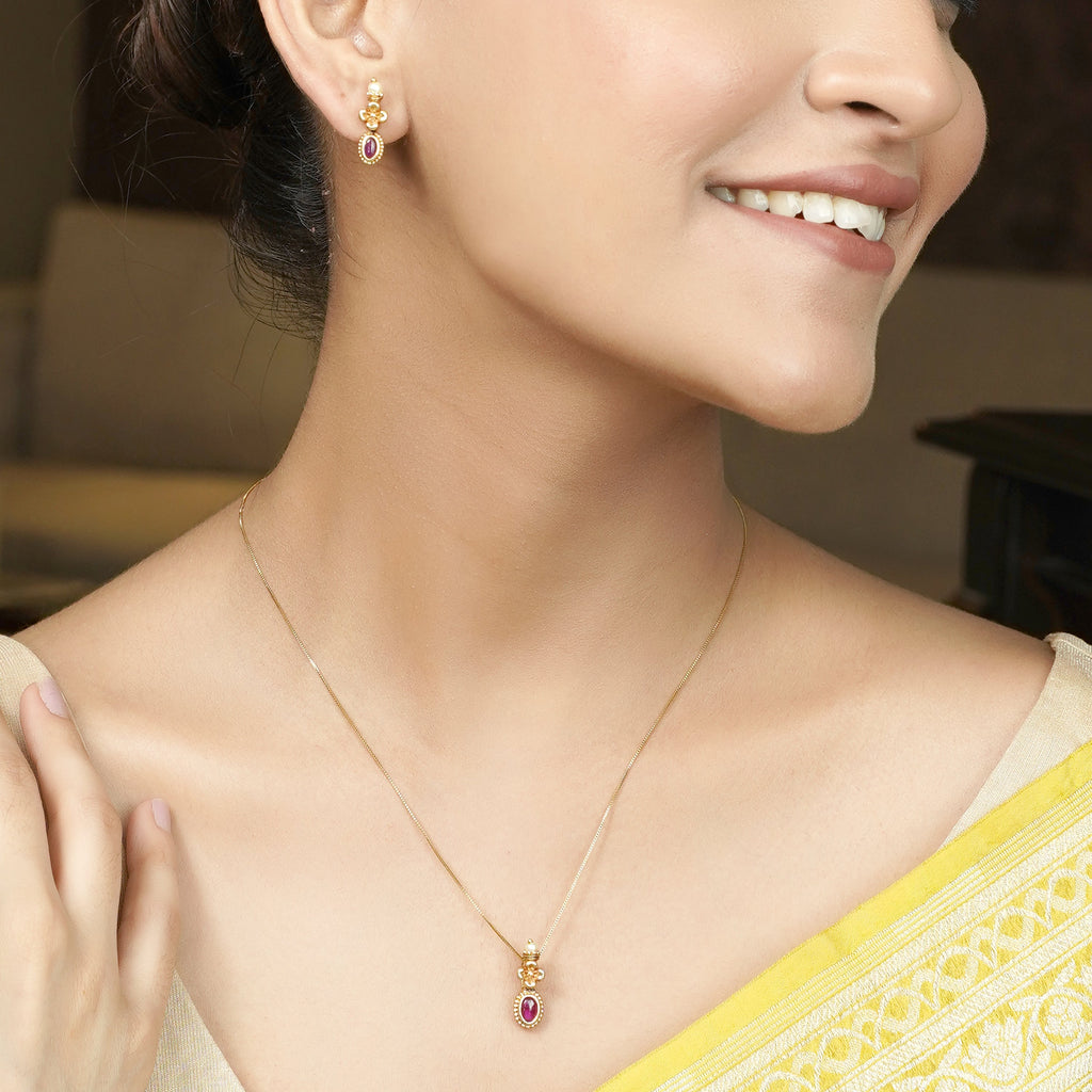 22k Gold Plated Suvarna Ratna Pendant