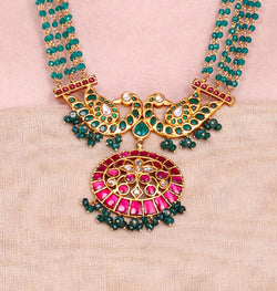 Amesha Necklace Set
