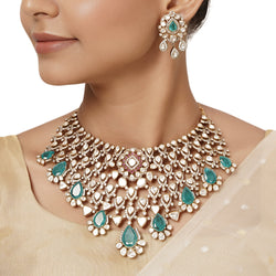 Adhira Necklace Set