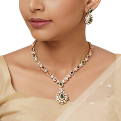 Smayra Necklace Set