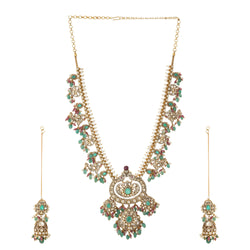 Aarunya Necklace Set