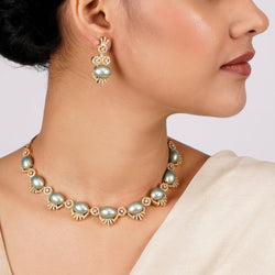 Raveen Necklace Set