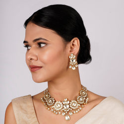 Yunita Necklace Set
