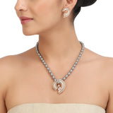 CHAKRIKA HUMA PENDANT SET