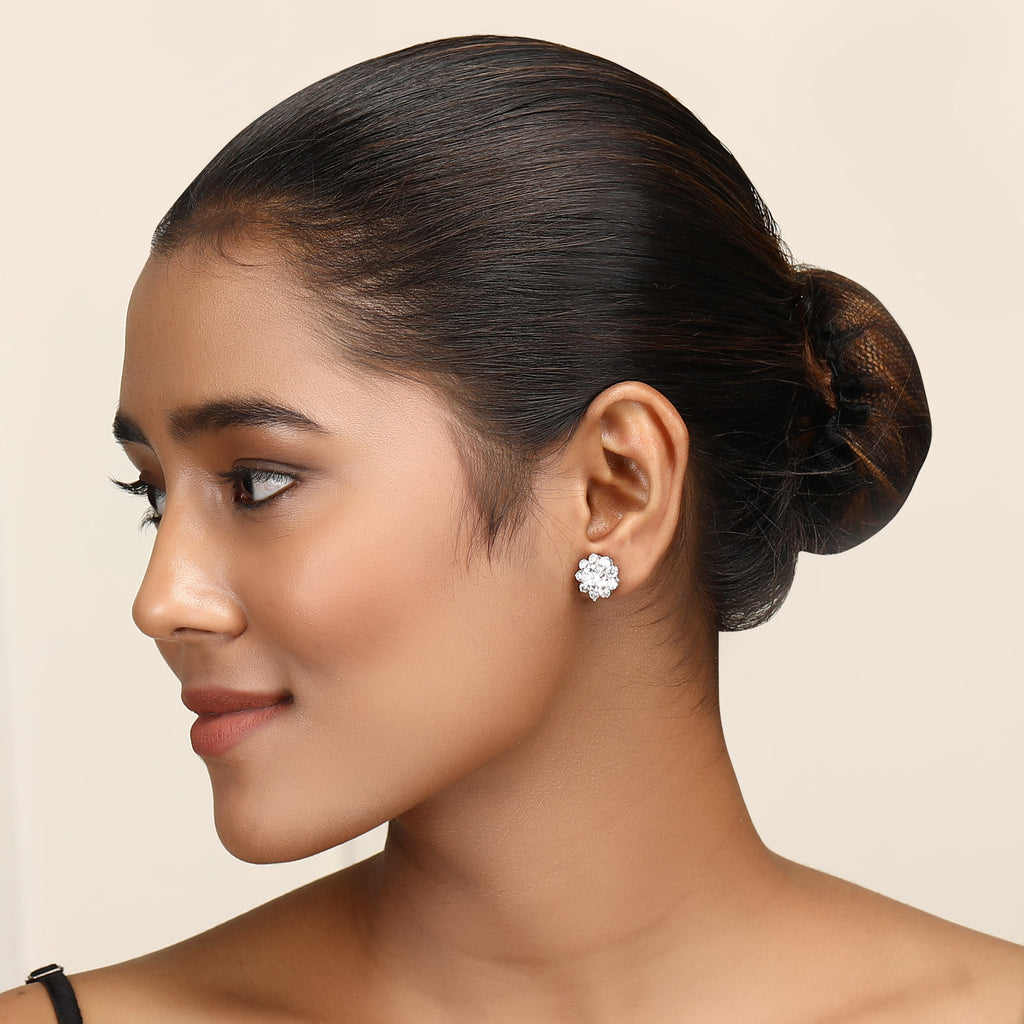 Deepshira Solitaire Earring