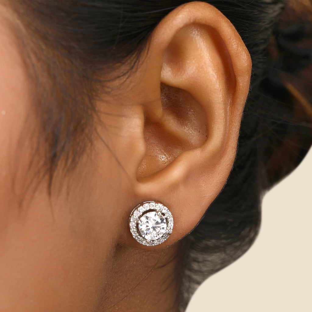 Chhavi Solitaire Earring
