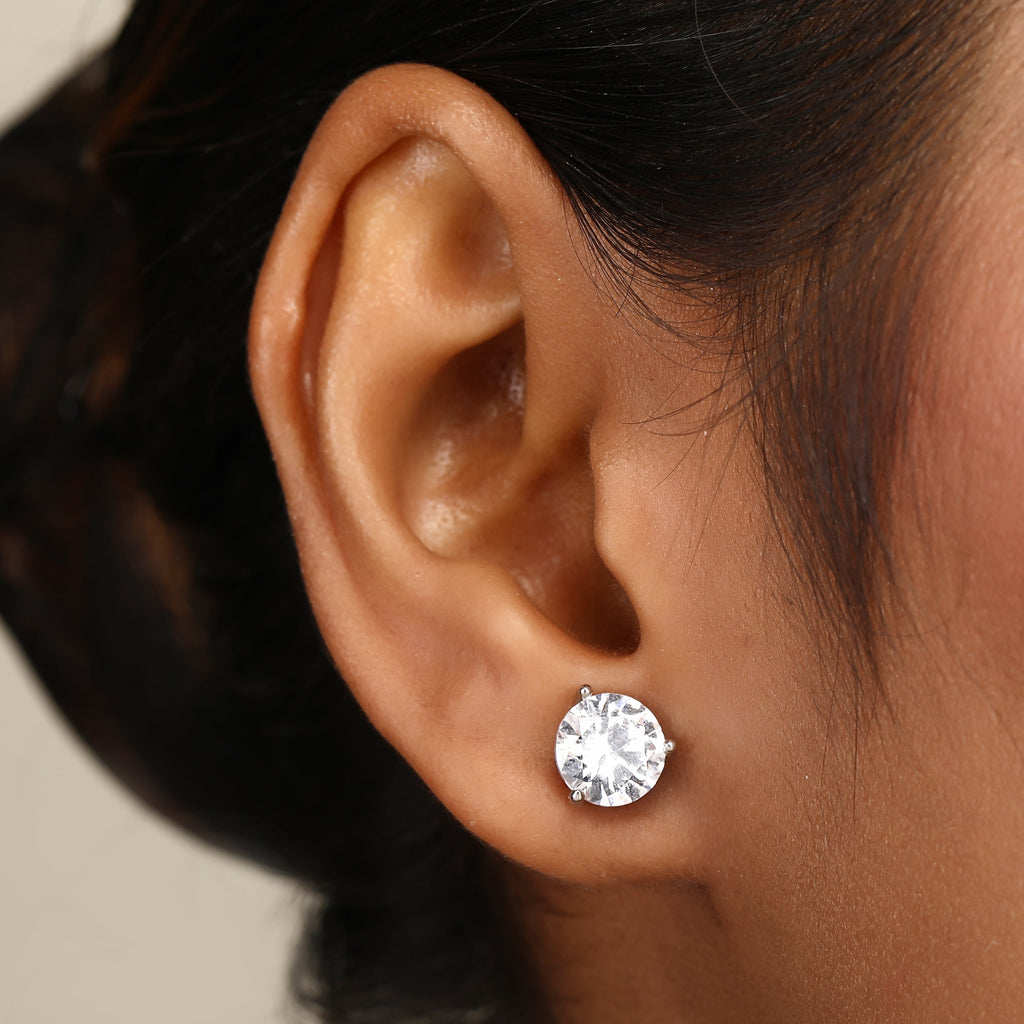 Malya Solitaire Earring