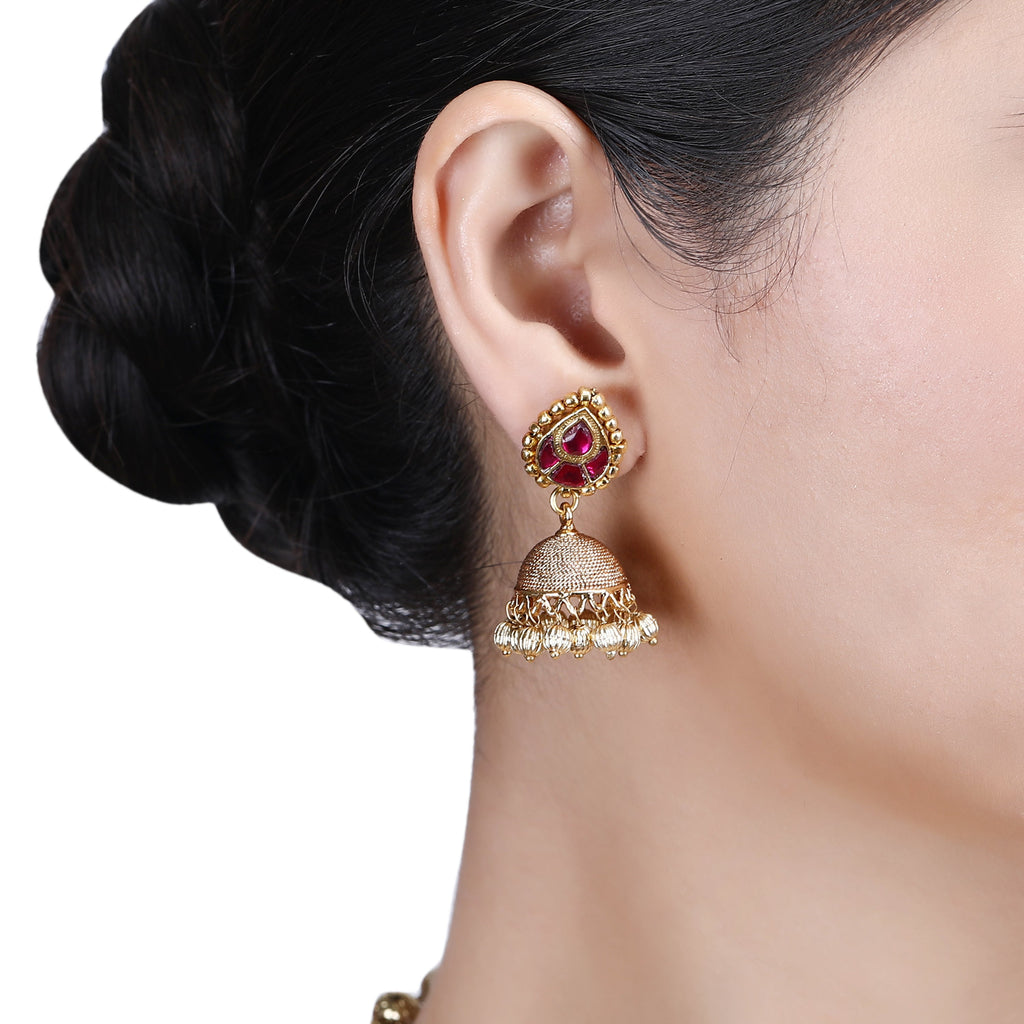 Megha Collection Vishvi Kundan Necklace Set