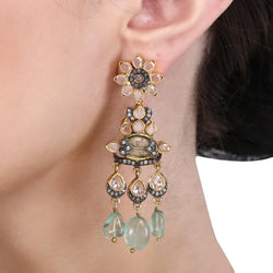 VARTIKA EARRING